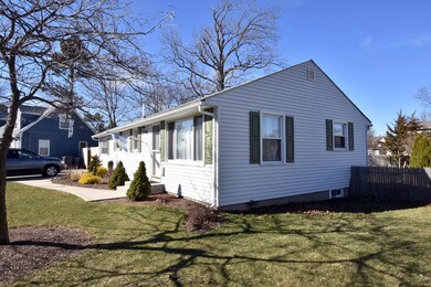 157 Hoxsie Ave, Warwick, RI 02889 - photo 2