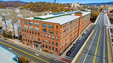 145 Canal St unit 2, Shelton, CT 06484 - photo 2