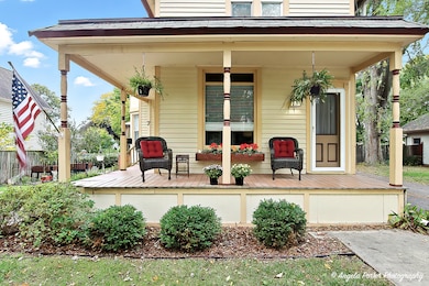 7 King William St, East Dundee, IL 60118 - photo 2