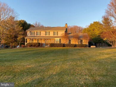 9831 Log House Ct, Gaithersburg, MD 20882 - photo 3