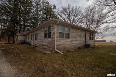 139 Knox Highway 31, Galesburg, IL 61401 - photo 3