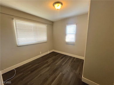 221 S 10th St unit 5, Las Vegas, NV 89101 - photo 7