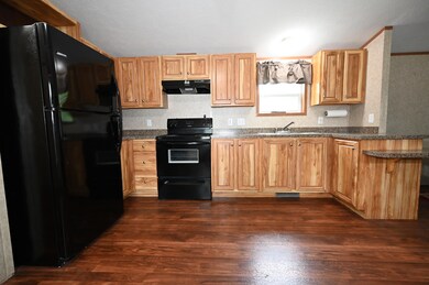 5 Patio Park Ln, Gorham, ME 04038 - photo 7