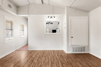 8778 State Highway 37 N, Clarksville, TX 75426 - photo 6