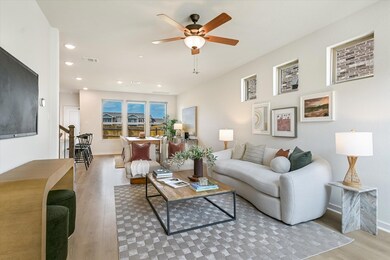 2500 Forest Creek Dr unit 904, Round Rock, TX 78665 - photo 4