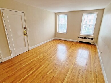 27 Englewood Ave unit 1, Brookline, MA 02445 - photo 2