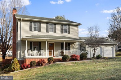 567 Virginia St, Strasburg, VA 22657 - photo 2