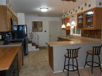 783 Pearse Rd, Schenectady, NY 12309 - photo 4