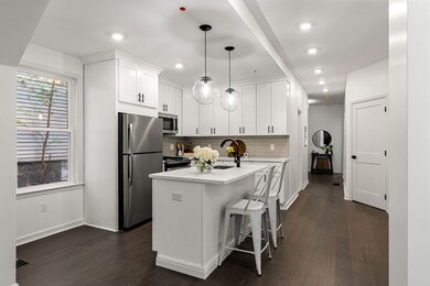 31 Cunningham St unit 3, Dorchester, MA 02125 - photo 3