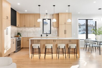 348 Linwood Ave unit 1, Newton, MA 02460 - photo 2