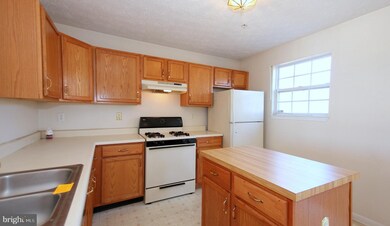 10416 Vista Gardens Dr, Bowie, MD 20720 - photo 7