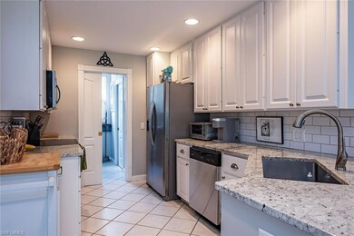 5697 Cove Cir unit 42, Naples, FL 34119 - photo 5