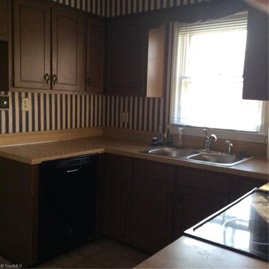 3329 Wall Rd, Greensboro, NC 27407 - photo 5