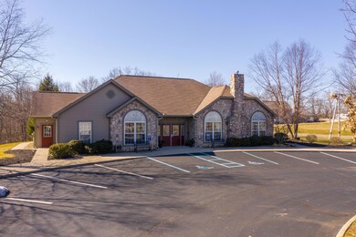 605TurningLeafLn-Exterior-7