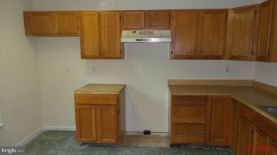 14627 Almanac Dr, Burtonsville, MD 20866 - photo 4