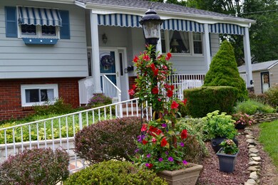 12 Heather Dr, Manalapan, NJ 07726 - photo 3