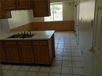 2009 Diciembre Dr, El Paso, TX 79935 - photo 5