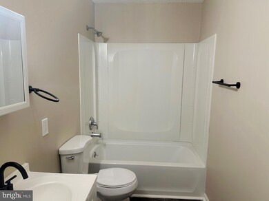 20 Fox Ln, Swedesboro, NJ 08085 - photo 7