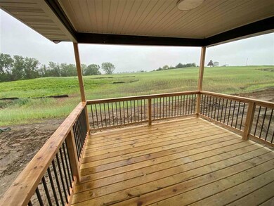 406 Dawson Dr, West Branch, IA 52358 - photo 7