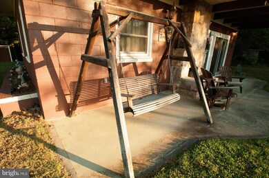 386 Mountainview Dr, Luray, VA 22835 - photo 6