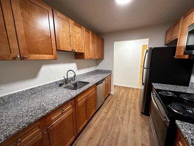 383 Huse Rd unit 3, Manchester, NH 03103 - photo 7