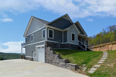 driveway & garage view