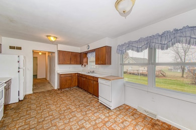 516 N Washington St, Cuba City, WI 53807 - photo 6