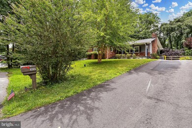 322 Beach Dr, Annapolis, MD 21403 - photo 3