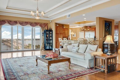 Living Room 1E