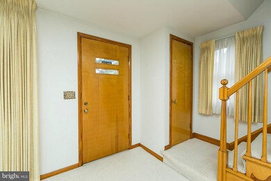 6807 Moyer Ave, Parkville, MD 21234 - photo 3