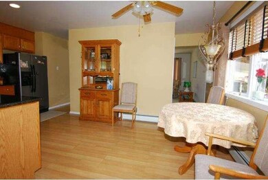 2475 Berkley Rd, Reading, PA 19605 - photo 6