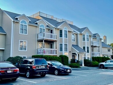 304 Carriage Ln unit 304, Taunton, MA 02780 - photo 3