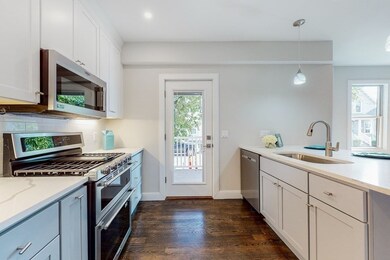 10 Wigglesworth St unit 3, Somerville, MA 02145 - photo 6