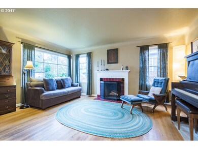 149 NE Stafford St, Portland, OR 97211 - photo 4