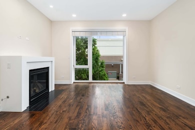 3514 N Sacramento Ave unit 3S, Chicago, IL 60618 - photo 5