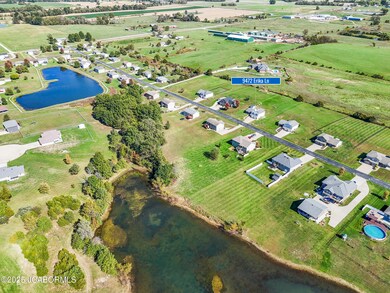 9472 Erika Ln, New Bloomfield, MO 65063 - photo 3