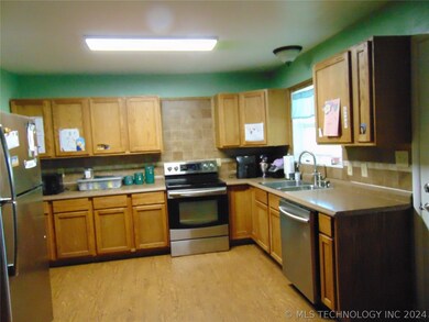 511 Campbell St, Ardmore, OK 73401 - photo 4