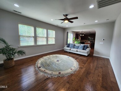 825 Wickham Ridge Rd, Apex, NC 27539 - photo 4