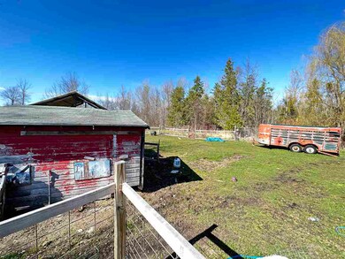 5 acres set as a hobby farm