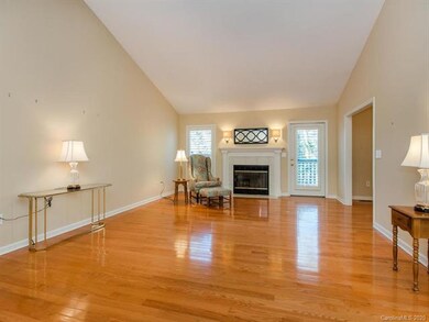 400 Heather Marie Dr, Hendersonville, NC 28792 - photo 6