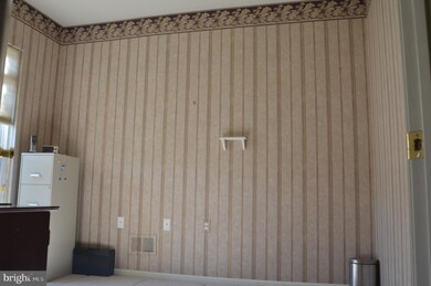 7 Pinflower Ln, Princeton Junction, NJ 08550 - photo 4