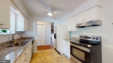 926 Colton Ct, Prince Frederick, MD 20678 - photo 7