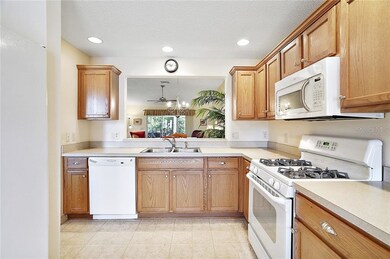 Eat in kitchen with access to dining area