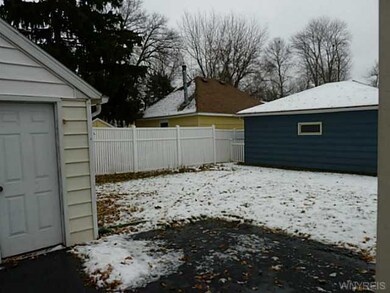 623 Williams St, North Tonawanda, NY 14120 - photo 4