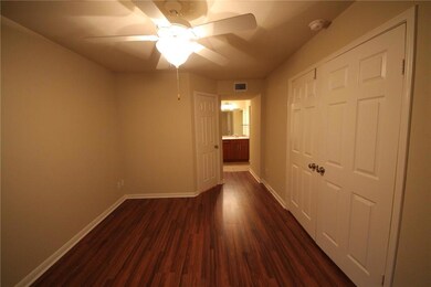7685 Northcross Dr unit 826, Austin, TX 78757 - photo 5