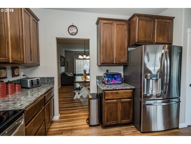 729 Burghardt Dr, Molalla, OR 97038 - photo 6