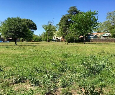 506 E Creek St unit 6, Fredericksburg, TX 78624 - photo 2