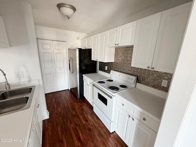 902 Litchfield Way unit K, Wilmington, NC 28405 - photo 5