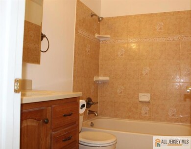 49 Tanglewood Ct unit 9501, Monmouth Junction, NJ 08852 - photo 7