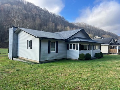 1834 Kentucky 582, Mallie, KY 41836 - photo 4